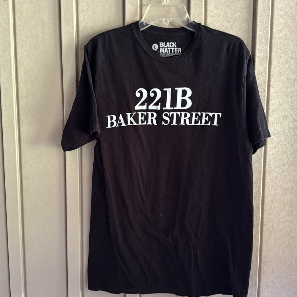 Black Matter 221 B Baker Street Black Short Sleeve Shirt size Large